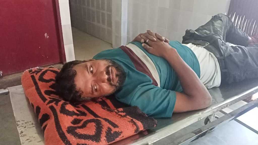 माँ पूर्णागिरि धाम के झूठा मंदिर के नजदीक भवन निर्माण कार्य के दौरान मजदूर जख़्मी, टनकपुर के उपजिला अस्पताल मे भर्ती, उपचार के बाद छुट्टी।