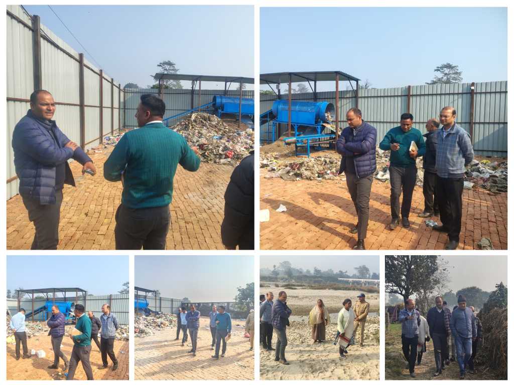 बाढ़ सुरक्षा एवं स्वच्छता व्यवस्थाओं की समीक्षा हेतु जिलाधिकारी ने किया बनबसा में निरीक्षण।