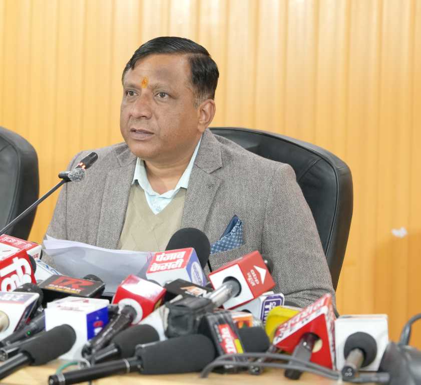 कैबिनेट की महत्वपूर्ण बैठक में उत्तराखंड सरकार द्वारा लिए गए आवश्यक निर्णय, पेश हैं कैबिनेट द्वारा लिए गए महत्वपूर्ण निर्णय।