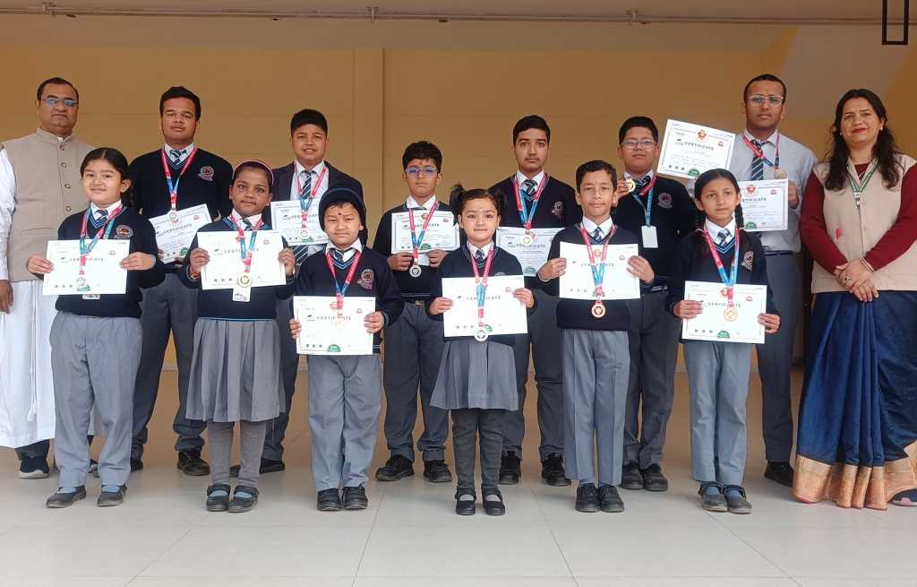 उपलब्धि – मेहनत, लगन और मार्गदर्शन का परिणाम सेंट फ़्रांसिस स्कूल के विद्यार्थियों की गौरवपूर्ण उपलब्धि, सिल्वर ज़ोन इंटरनेशनल ओलंपियाड में विद्यार्थियों ने रचा सफलता का इतिहास।