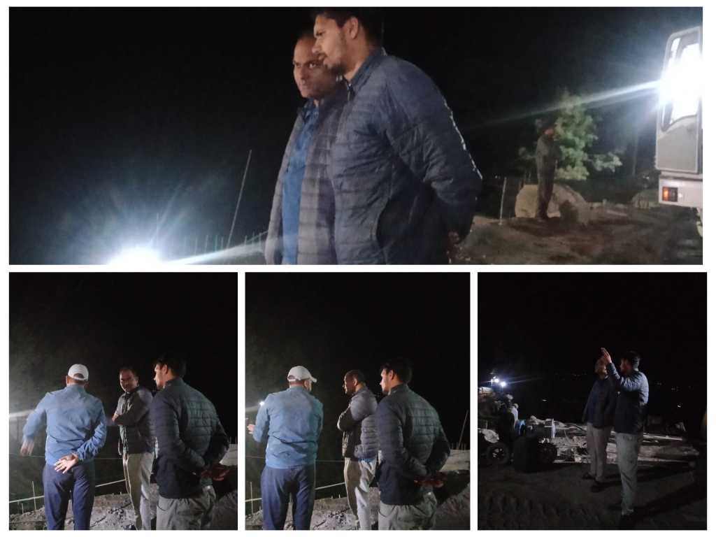 रात्रि में स्वाला क्षेत्र का निरीक्षण कर जिलाधिकारी मनीष कुमार ने निर्माण कार्यों की गति बढ़ाने के दिए निर्देश, यातायात प्रतिबंध के बीच गुणवत्ता व समयबद्धता पर जोर।