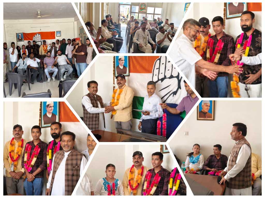 कांग्रेस के नव नियुक्त पदाधिकारियों का हुआ जोरदार स्वागत, पूर्व विधायक के नेतृत्व में स्वागत समारोह का हुआ आयोजन, संगठन को मजबूत बनाने का लिया संकल्प।