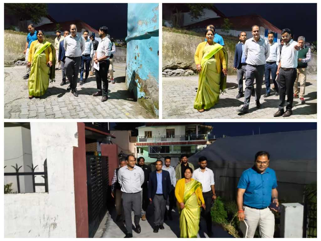 चम्पावत पेयजल परियोजना का जिलाधिकारी ने किया स्थलीय निरीक्षण, कार्यों में गुणवत्ता एवं जनसुविधा बनाए रखने के दिए निर्देश, निरीक्षण के दौरान उन्होंने यूयूएसडीए के परियोजना प्रबंधक से परियोजना की वर्तमान स्थिति एवं प्रगति के संबंध में विस्तृत जानकारी की प्राप्त ।